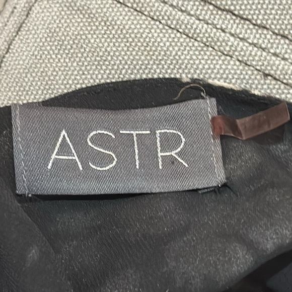 Anthropologie ASTR long sleeve chiffon sheer sleeve dress size XS - Picture 3 of 7